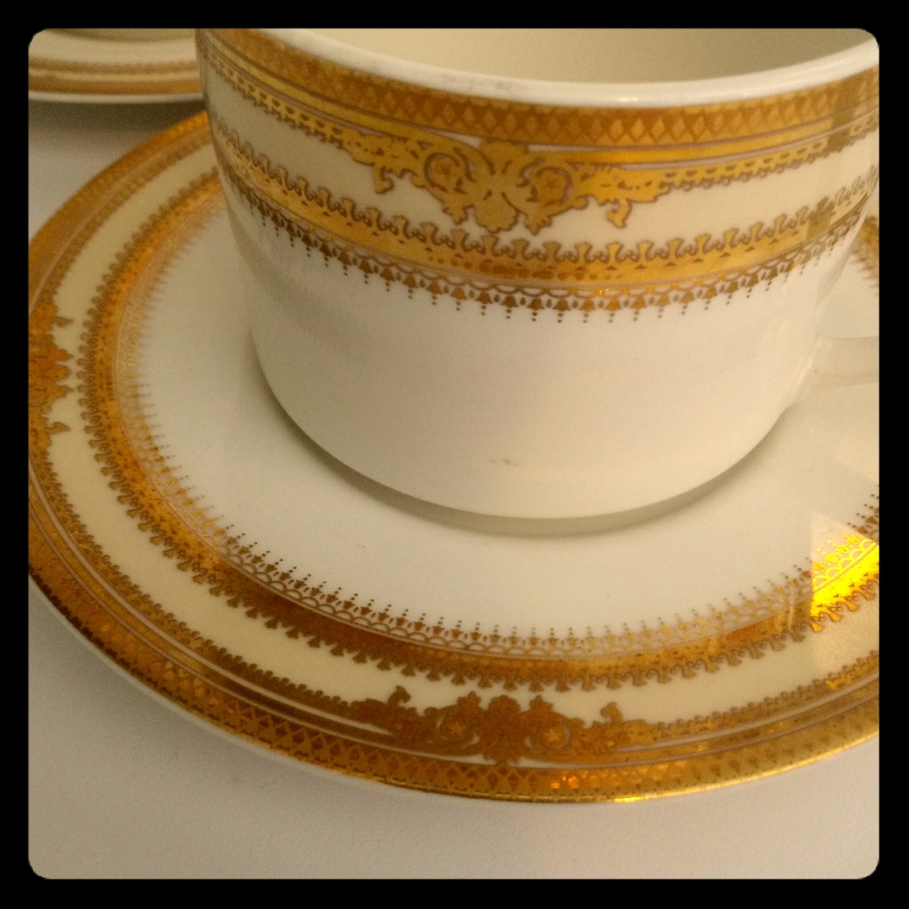6- Crown Fine Italian Style